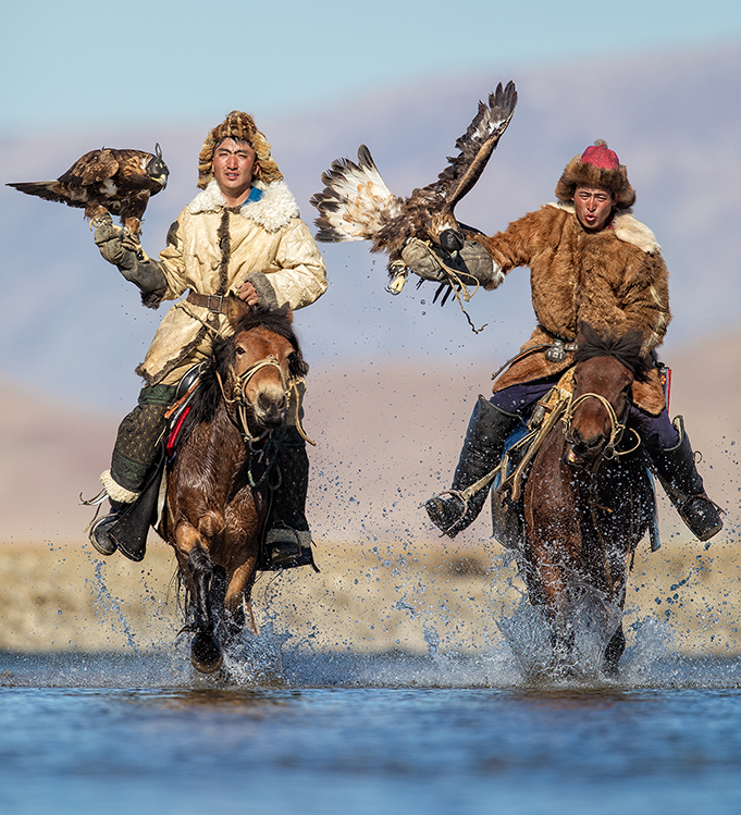 eagle hunters photo by Batzaya Choijiljav