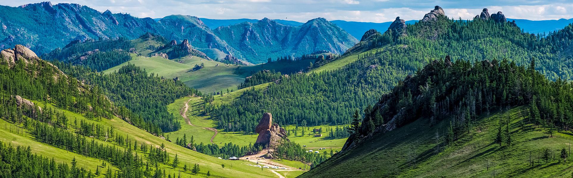 Mongolian_landscape_terelj