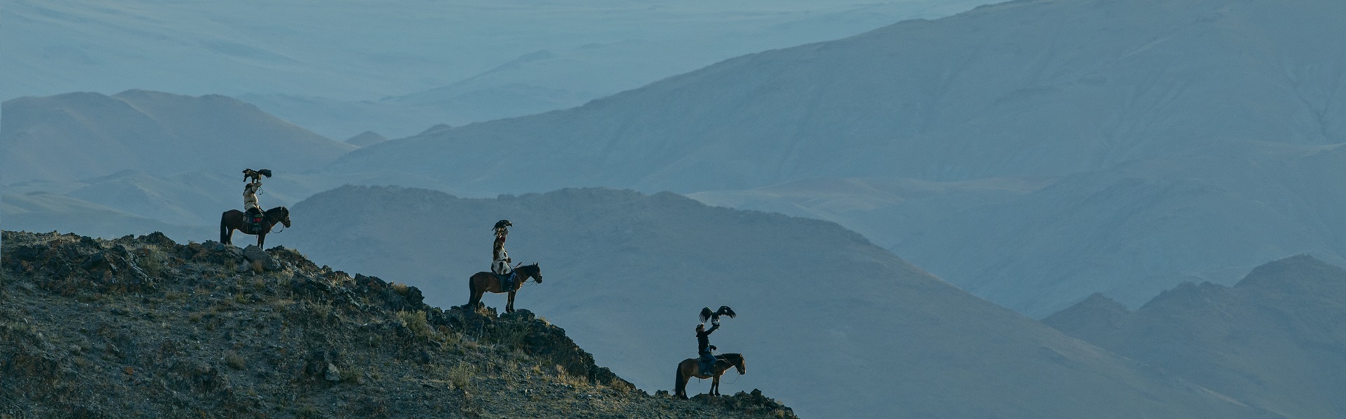 Sagsai_Golden_Eagle_festival_Altai_Mountains_Tour_Mongolia