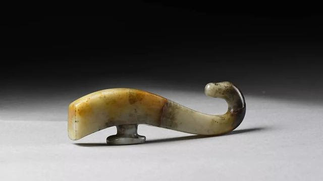 dragons_tombs_central_mongolia