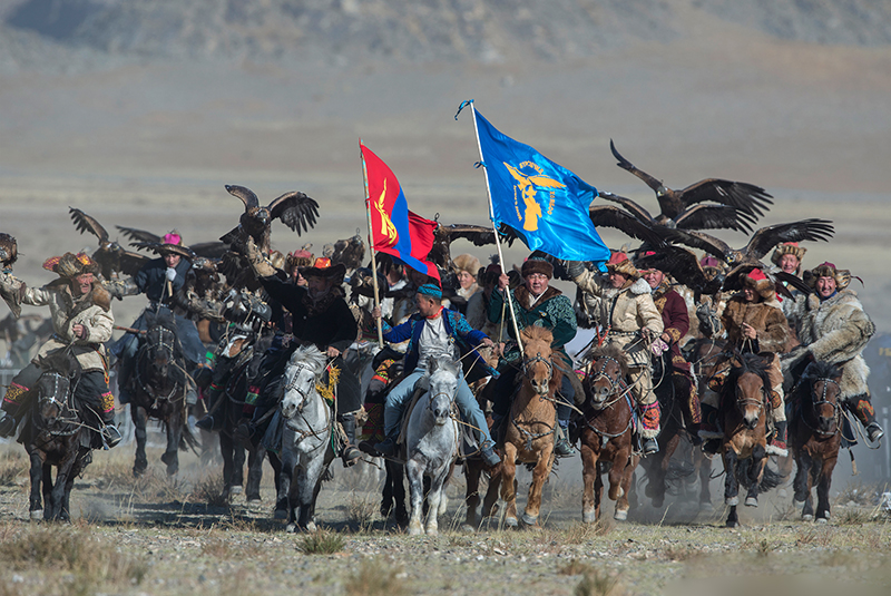 golden eagle festival parade